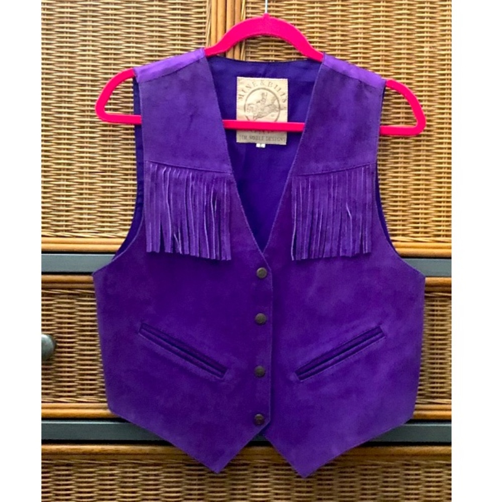 Mine & Bill’s Outfitters - western - purple velvet vest - great condition
